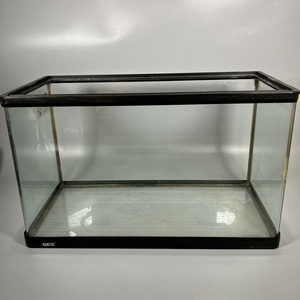 B3-647　ガラス 水槽 GEX 曲げガラス 約H36W60D30cm 約8.6kg アクアリウム テラリウム 魚 鑑賞 中古品