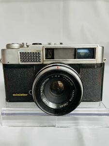 YASHICA フィルムカメラ ボディ LENS 1:2.8 f=4.2cm ヤシカ　D1