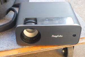 プロジェクター FunFlix マルチメディアプロジェクター RD-882 通電不可