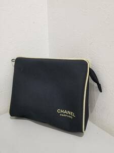 ■【58039】中古激安★ビンテージ品　CHANEL　PARFUMS　ノベルティー　化粧ポーチ　大容量　優越感のあるロゴ■