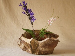 レア珍品 鎌倉時代 常滑焼壷25ｃｍ ヘタリ壷 見立て水盤 花活 陶片 植木鉢 六古窯 唯一無二