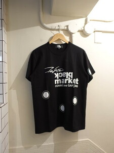 ブラックマーケット　コムデギャルソン　×　フューチュラ　Tシャツ　サイズXL　OD-T114