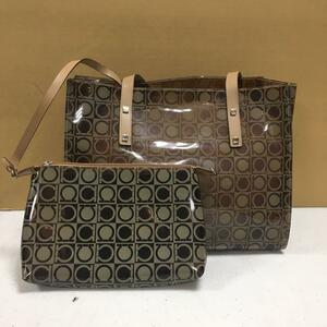 0628K Salvatore Ferragamo フェラガモ　トートバッグ　W31cm H25cm