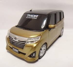 送料220円より 走行ok　黒/金のツートン　ダイハツ　thor　custom　プルバックカー　ミニカー　トール　カスタム　トールカスタム