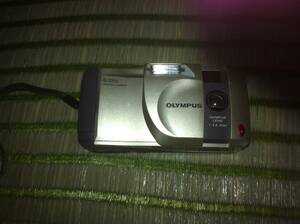 オリンパス　OLYMPUS CAMEDIA D-320L デジタルカメラ ジャンク品