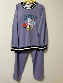 新品BT21ルームウェア上下セット