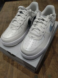 NIKE FORCE 1 SE ナイキ フォース1 SUMMIT WHITE METALLIC SILVER BLANC SUMMIT サミットホワイト メタリックシルバー ジョーダン　新品