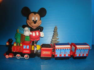 ミッキー貯金箱とツリー＋ミッキー機関車　　DMTT12