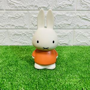 美品 希少品 ミッフィー 貯金箱 オレンジ 高さ約15cm コインバンク ソフビ 昭和レトロ レア 当時物 入手困難 キャラクター グッズ 人形