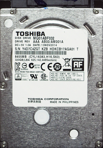 TOSHIBA MQ01ABF032 2.5インチ 7mm SATA600 320GB 68回 18218時間