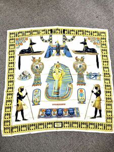 HERMES エルメス カレ90 スカーフ TUTANKHAMUN シルク 絹 ベージュ ゴールド エジプト ツタンカーメン フランス製 ショール