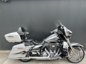 ★2015年TC110FLHXSE1800CVO！走行19829km！予備検査付！