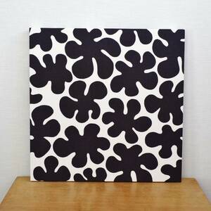 ファブリックパネル 北欧 Marimekko マリメッコ Paprika パプリカ 30×30cm アートパネル インテリア 壁掛け 生地