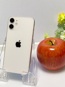 SIMフリー☆ iPhone12 mini (MGA63J/A) 64GB ホワイト【ソフトバンク SIMフリー】 バッテリー83％表示☆ A5763
