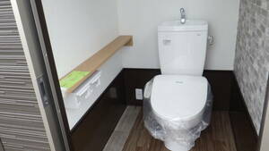 野外トイレ棟、現品１点品、完成品、即納可能です、キャンプ、引き取り歓迎、グランピング、RVパーク 茨城タイニーハウス