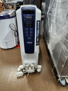 デロンギ　DeLonghi　オイルヒーター　ホワイト　デロンギオイルヒーター　QSD0712-MB　即決