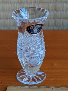 欠けあり　ボヘミア　クリスタル 花瓶　高さ約8cm　チェコスロバキア　BOHEMIA HAND CUT LEAD CRYSTAL CZECHOSLOVAKIA 切子