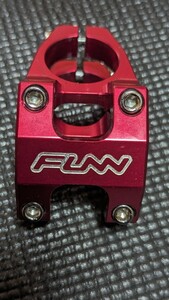 Funn(ファン) ファンドゥロ（Funnduro）ステム, クランプ直径：31.8mm、自転車、マウンテンバイク に適用、耐久、軽量 長さ：35mm, レッド