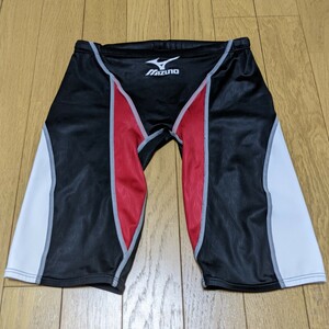 アクセルスーツ Lサイズ 光沢 ブラック×レッド×ホワイト うろこ 競パン ハーフスパッツ 競泳水着 MIZUNO ミズノAccelSuits SwimSuits