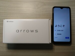 ★arrows We A101FC 　ブラック　ソフトバンク　SIMフリー