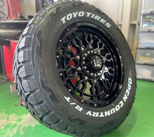 エスカレード ナビゲーター H3 タホ サバーバン 18インチ タイヤホイール トーヨー オープンカントリーRT 285/60R18 4本セット 1台分