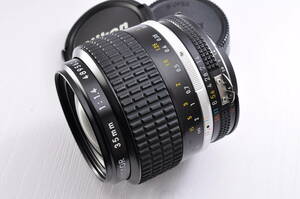 [SIC] Nikon Ai-S NIKKOR 35mm F1.4　35/1:1.4　S/N.489562　ニコン　AISニッコール　MFレンズ　#1421