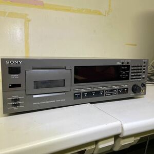 SONY PCM-2700A DIGITAL AUDIO RECORDER DATデッキ〈ジャンク品〉