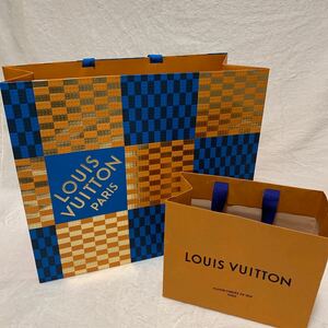ルイヴィトン　ショッパーLOUIS VUITTON プレゼント ショップバッグ