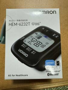 OMRON 手首式血圧計 HEM-6232T 