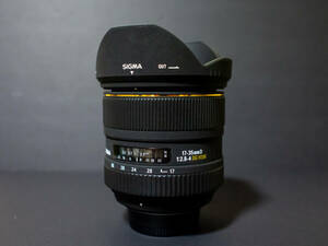 SIGMA 17-35mm F2.8-4 EX DG ASPHERICAL HSM（Nikon Fマウント）