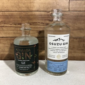 J8★未開栓 ジン 2本セット！★OSUZU GIN 尾鈴ジン スピリッツ 700ml 45%★国産クラフトジン 小正醸造 KOMASA GIN ほうじ茶 500ml 45%