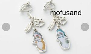 イヤリング　直立　サメにゃん　シルバー　モフサンド　レディース　ファッション　アクセ　アクセサリー　新品　ねこ mofusand MWT