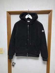 L 美品 23AW MONCLER ボア フリース ジップパーカー