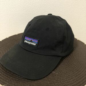 パタゴニア　キャップ　patagonia 帽子　ブラック　ロゴ　黒　アウトドア