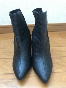 ストレッチ素材使いショートブーツ M(23～23.5cm) ブラック 【WA-315】