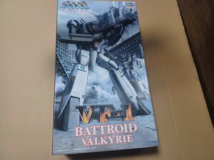 1/72　ハセガワ　VF-1　バトロイド　バルキリー箱潰れ