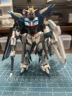 HG1／144ライジングフリーダムガンダム完成品