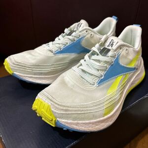 Reebok リーボック FLOATRIDE ENERGY 4 GX0193