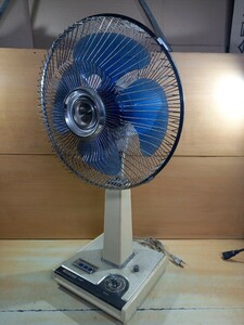 TOSHIBA　東芝　４羽　レトロ　扇風機　H-30AT