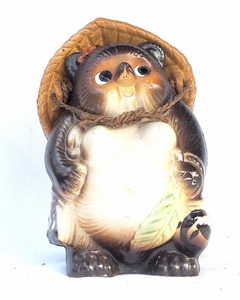 狸　子タヌキ　信楽焼　展示品　陶器製　19cm　商売繁盛　縁起物