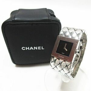 ジャンク CHANEL シャネル マトラッセ レディース腕時計 クオーツ SS 黒文字盤 シルバー 専用ケース付き 現状品