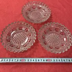 昭和レトロ　カットグラス　灰皿　３個セット
