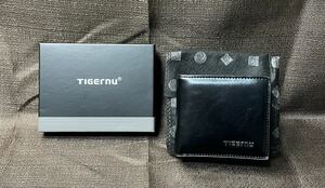 新品未使用　送料無料　Tigernu 男性用　財布　上質な財布　名刺ホルダー　レザーウォレット　カードホルダー