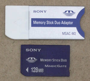 送料無料 SONY ソニー 純正 MEMORY STICK メモリースティック Duo 128MB MSH-M128 アダプタ付き MSAC-M2 日本製 MADE IN JAPAN 即決！