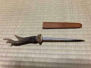 2311m902/若鹿の角ペーパーナイフ・『手作り、珍しい』径3×28㎝/佐川急便60サイズ/