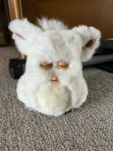 Furby2 ファービー2 日本語版　ホワイト×ピンク 青目　ジャンク品　2005年製