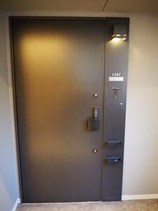 GM-21 モデルルーム展示品 日本フネン 玄関ドア　鍵・枠・インターホン付き！