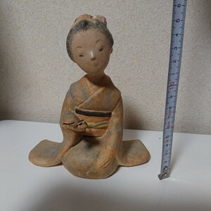 土人形　郷土人形　郷土玩具　伝統人形　伝統工芸　置物　みちこ作　みちこ人形　高さ約15.5cm【KA-042208】