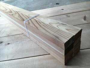送料無料　杉　角材　910×45×24ｍｍ　20本入　プレーナー　DIY　木工　木　木材　無垢材　天然乾燥材　国産