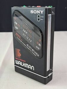 SONY ウォークマン WM-F203 電池ボックス付き (カセットテープ再生録音ラジオAM/FM) 通電 ラジオ確認済 テープジャンク